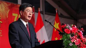 日前一對曾參加「反送中」示威的香港夫婦在加拿大獲得難民身分後，中國駐加大使叢培武（圖）公開警告加拿大政府，要求停止提供政治庇護給香港示威者。圖為叢培武在慶祝中華人民共和國成立70週年招待會上致辭。（圖／中新社）
