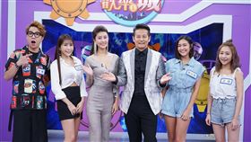 徐乃麟（乃哥）和林真亦一同主持的狼谷育樂台《星光歡樂城，來賓有大根、安苡愛、Lala（蘇心甯）、乙瑄。圖／狼谷育樂台提供