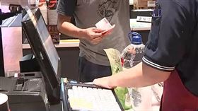 結帳最怕遇慢郎中 