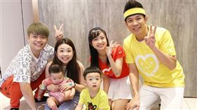 YouTuber/蔡阿嘎與老婆二伯/蔡桃貴/香蕉哥哥/蔓越莓姐姐/IG