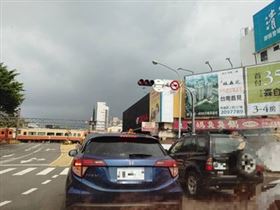 台南鐵軌塞車