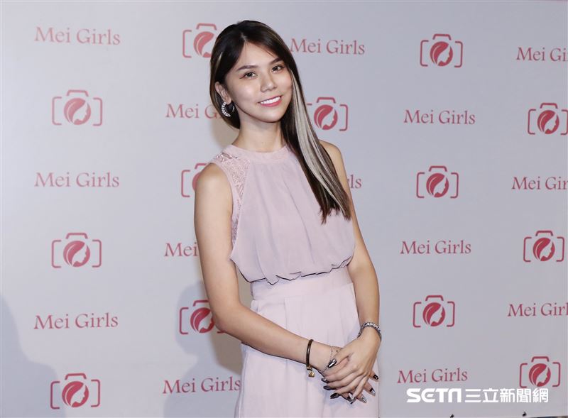 媚娘兒2020台灣百大網紅聯名寫真記者會。（圖／記者林聖凱攝影）