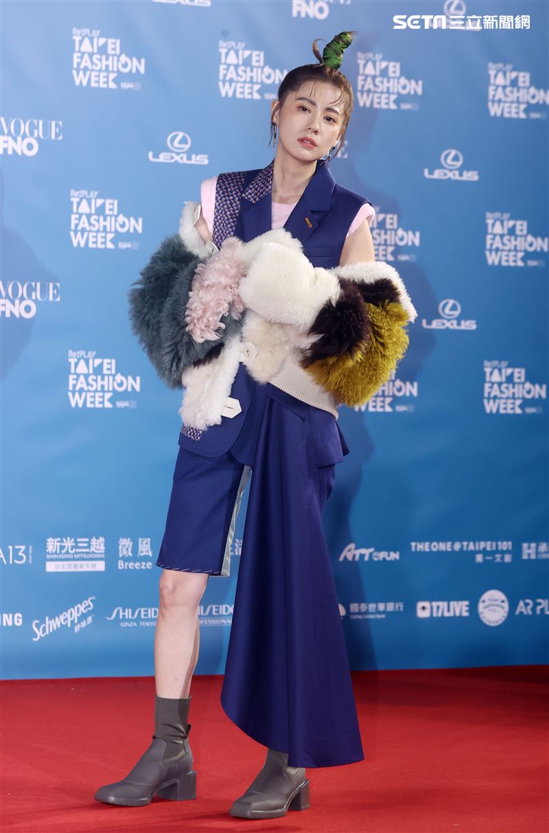 林予晞出席「2020臺北時裝週」壓軸時尚大秀。（記者邱榮吉/攝影）