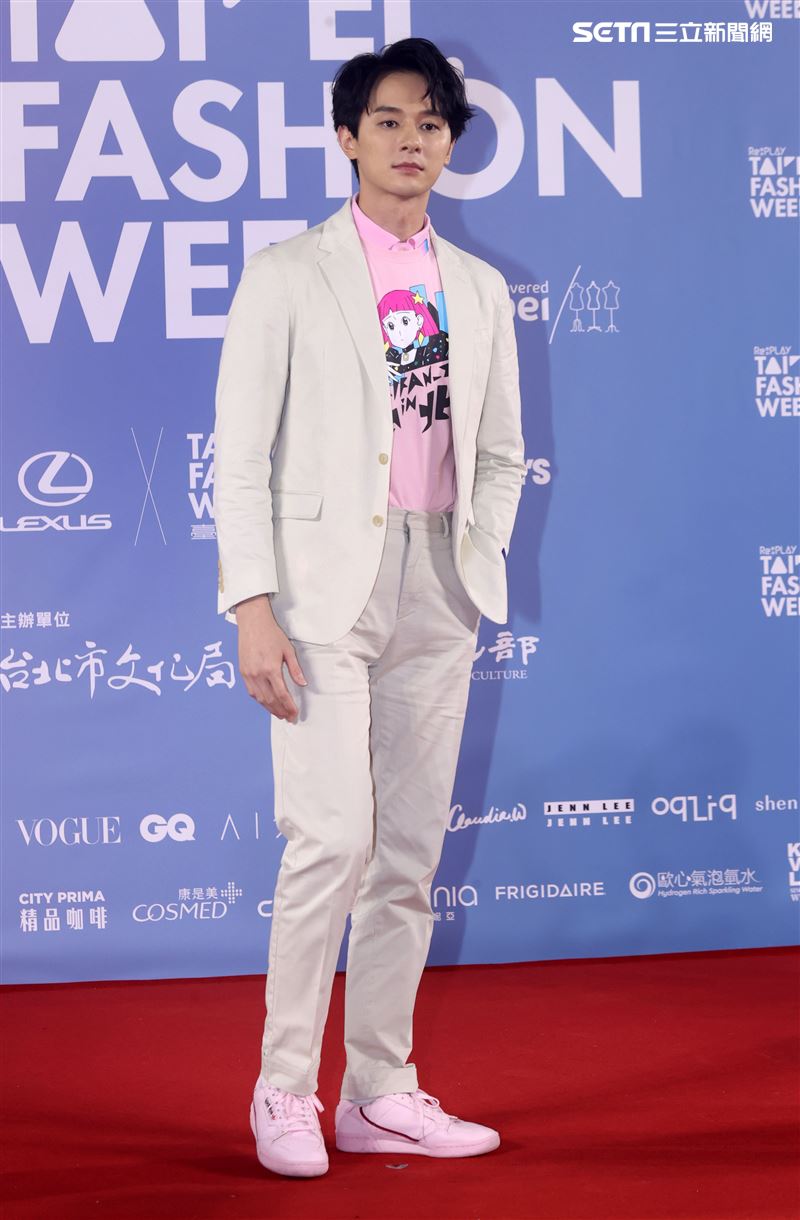 張軒睿出席「2020臺北時裝週」壓軸時尚大秀。（記者邱榮吉/攝影）