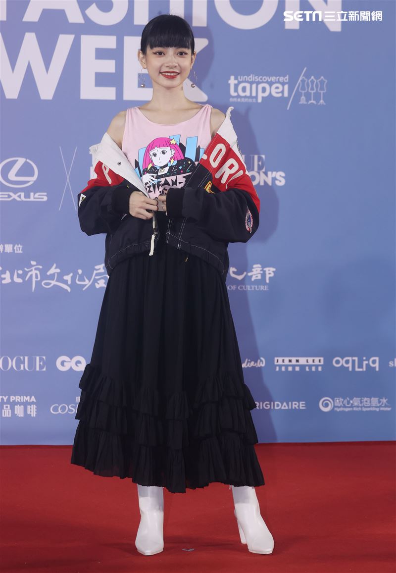 姚愛甯出席「2020臺北時裝週」壓軸時尚大秀。（記者邱榮吉/攝影）