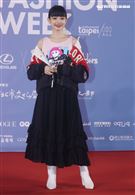姚愛甯出席「2020臺北時裝週」壓軸時尚大秀。（記者邱榮吉/攝影）