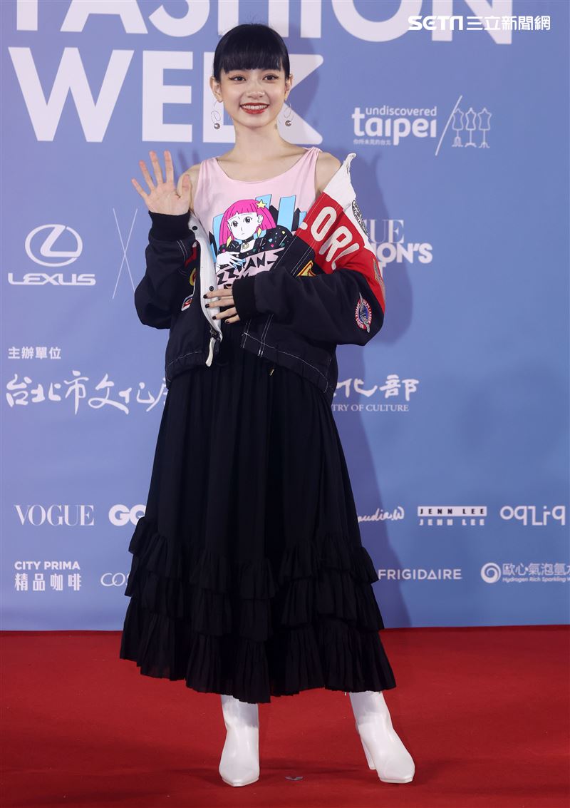 姚愛甯出席「2020臺北時裝週」壓軸時尚大秀。（記者邱榮吉/攝影）