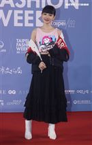 姚愛甯出席「2020臺北時裝週」壓軸時尚大秀。（記者邱榮吉/攝影）