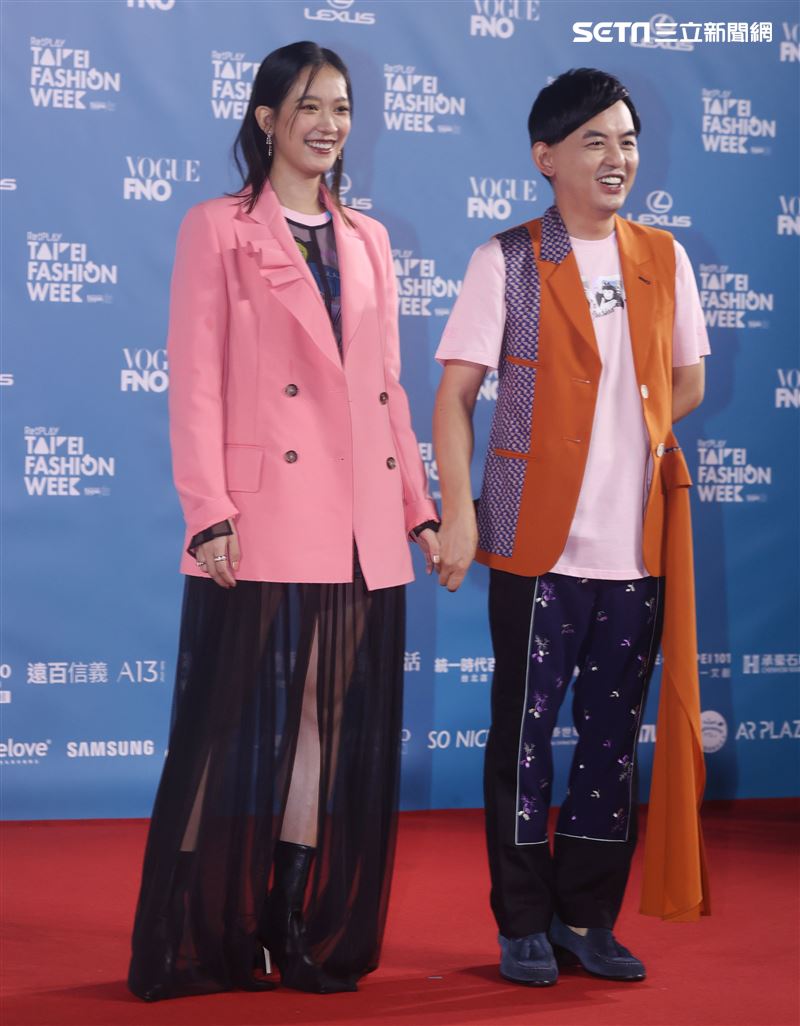 炎亞綸、孟耿如出席「2020臺北時裝週」壓軸時尚大秀。（記者邱榮吉/攝影）