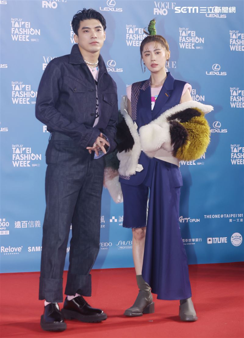 林予晞、林哲熹出席「2020臺北時裝週」壓軸時尚大秀。（記者邱榮吉/攝影）
