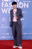 范少勳出席「2020臺北時裝週」壓軸時尚大秀。（記者邱榮吉/攝影）