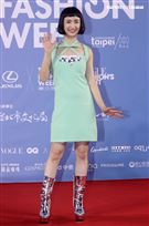 林依晨出席「2020臺北時裝週」壓軸時尚大秀。（記者邱榮吉/攝影）