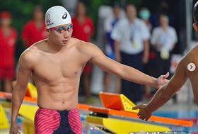 王冠閎,小蝶王,歐巴,六塊肌,圈粉,韓系