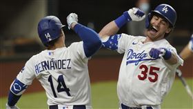 ▲Cody Bellinger敲出全壘打。（圖／美聯社／達志影像）