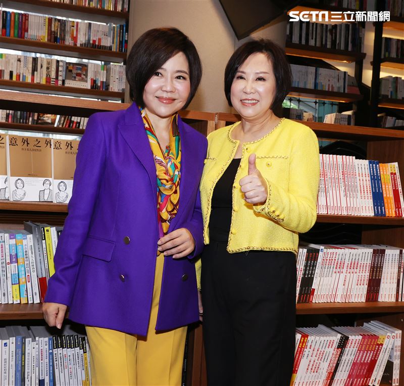 于美人、余湘跨界人生「意外之外」新書發表會。（記者邱榮吉/攝影）