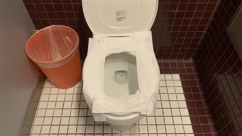 怕得菜花？上廁所「鋪衛生紙」專家：更慘