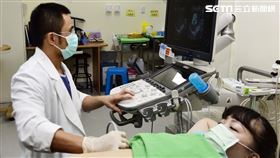 大林慈濟醫院肝膽腸胃科醫師周宜群（圖／大林慈院提供）