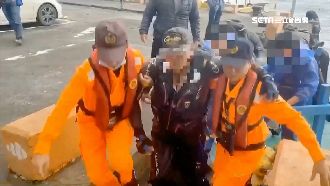 宜蘭外海釣客出意外　遭象魚刺傷癱軟