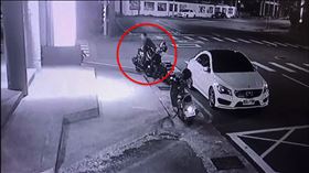 座墊,新竹,竊盜,通緝犯,皮夾