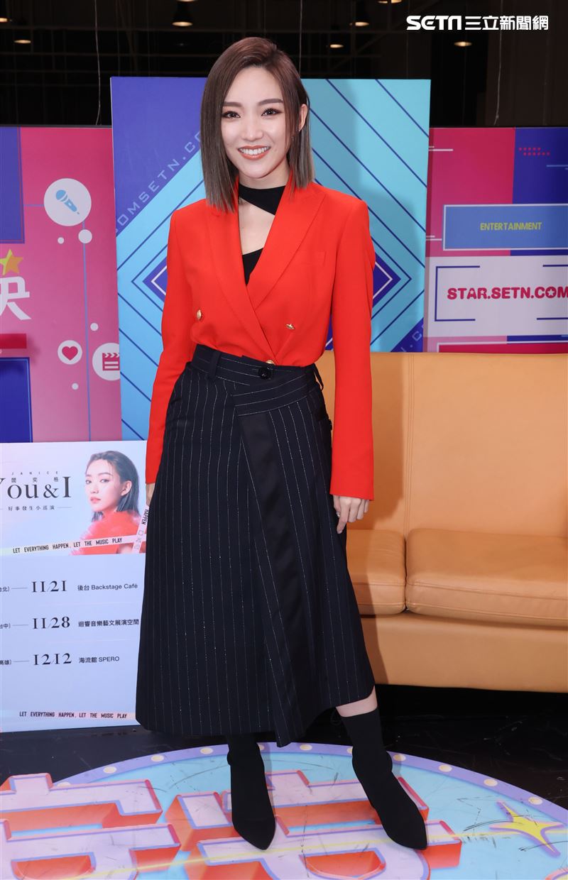 閻奕格安安大明星(唱片宣傳) 。（記者邱榮吉/攝影）