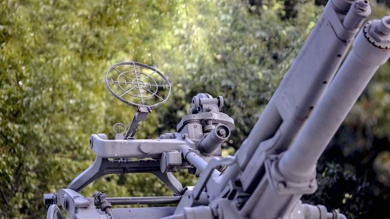兵擊落戰機樂翻！一看：自家元帥專機