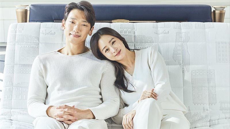 每天早晚親老婆！Rain喜曝好消息
