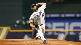 ▲柯蕭（Clayton Kershaw）下生涯季後賽第12勝。（圖／翻攝自MLB Stats推特）