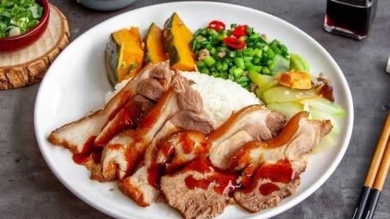 高雄必吃豬腳飯「鄭家豬腳飯」！