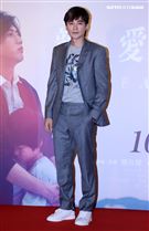 是元介出席「親愛的房客」首映會。（記者邱榮吉/攝影）