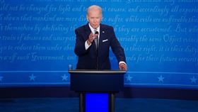 美國民主黨總統候選人拜登（圖）與兒子韓特的「電郵門」疑雲至今未解，華爾街日報社論指出，拜登應說明韓特與中國華信能源公司的關係以及他本人特別是有關中國的財務往來。（圖／翻攝自facebook.com/joebiden）
