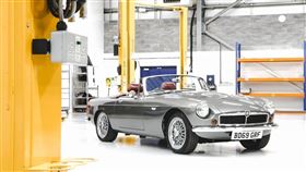 ▲RBW開發的電動復古跑車。（圖／翻攝RBW網站）