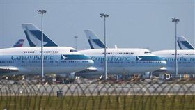 香港國泰航空公司21日宣布中止旗下國泰港龍航空營運，需重新申請港龍在中國大陸的航權。（圖／翻攝自facebook.com/cathaypacific）
