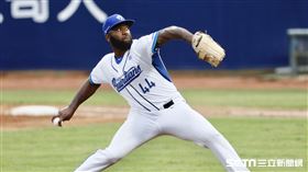 ▲富邦悍將索沙。（圖／記者林聖凱攝影）