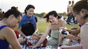 全球仍分別有65%的旅客及74%的台灣旅客表示，對於再次旅遊十分期待！（圖／Booking.com提供）