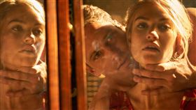 莉莉詹姆斯,Lily James,蝴蝶夢,婚姻,觀點　（圖／Netflix提供）