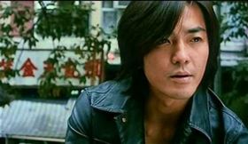 當年演出《古惑仔》的鄭伊健。（圖／《古惑仔》劇照）