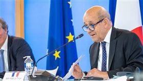 法國外長勒德里安22日在參議院外交暨國防委員會聽證會上重申，台灣是法國夥伴與世界重要成員，且支持台灣參與國際組織。（圖／翻攝自twitter.com/JY_LeDrian）
