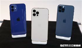iPhone 12開賣首日（圖／記者邱榮吉攝影）
