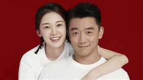 鄭愷和苗苗於今年5月結婚。（圖／翻攝自微博）