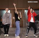 徐若瑄「V Live音樂分享會」攜手師兄熊仔、Shawn楊尚融練團唱跳嗨翻。（記者邱榮吉/攝影） 