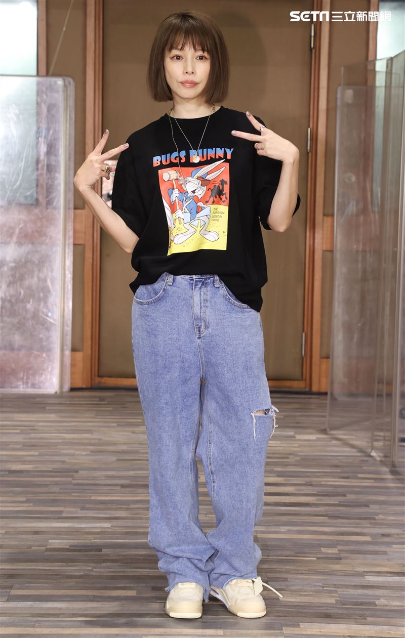 徐若瑄「V Live音樂分享會」排練。（記者邱榮吉/攝影）