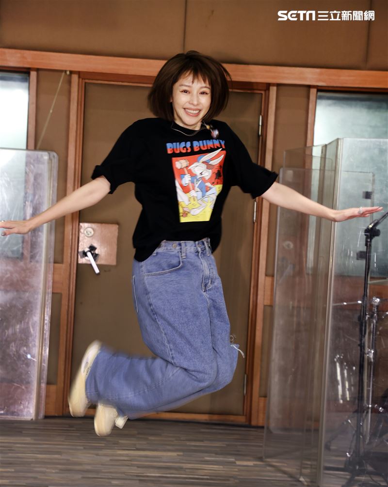 徐若瑄「V Live音樂分享會」排練。（記者邱榮吉/攝影）