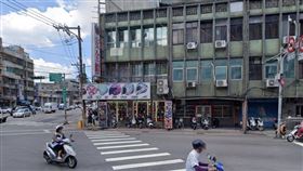 安全帽店很好賺嗎？（圖／翻攝自Google Map）
