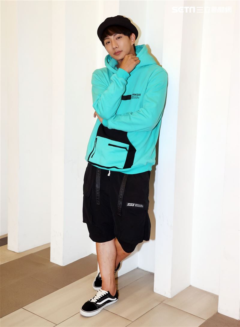 許明杰三立新聞網專訪。（記者邱榮吉/攝影）