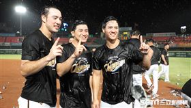 ▲統一獅外野手林安可、陳傑憲、蘇智傑。（圖／記者劉彥池攝影）