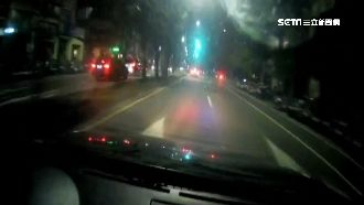 不滿女友上別人車　男飛車追逐失控撞