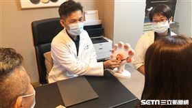 李世明醫師提醒，男性在性高潮時，若長期發現射出的精液過少，甚至射不出精液時（圖／台北中山醫院提供）