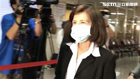 ▲「百年大同」經營權丟失後，董事長林郭文艷首度露面，卻是為了被控財報不實，到法院出庭。（圖／記者楊佩琪攝）