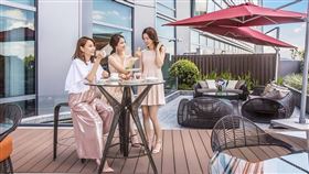 板橋凱撒迎接三週年慶暖身搞創意。（圖／板橋凱撒大飯店提供）