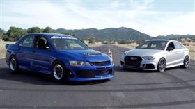 ▲三菱Evo 8對決奧迪RS3（圖／翻攝自Hoonigan Youtube）